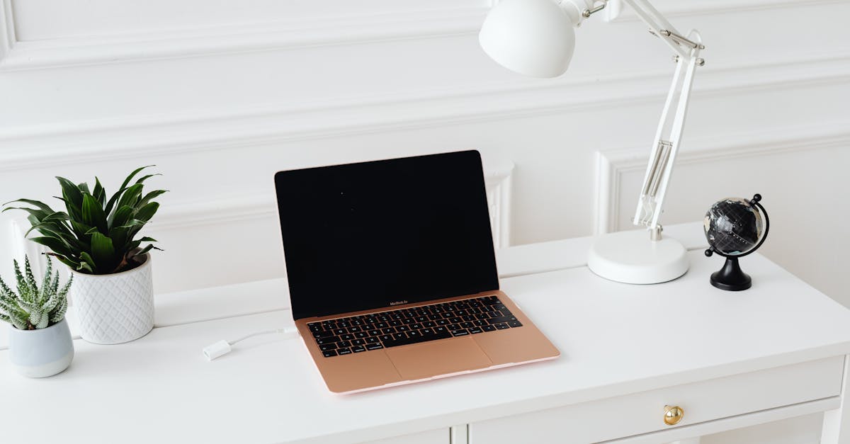 découvrez les méthodes d'évaluation ergonomique, essentielles pour optimiser la sécurité et le confort au travail. apprenez à analyser et améliorer les environnements de travail grâce à des techniques pratiques et scientifiques adaptées aux besoins des utilisateurs.