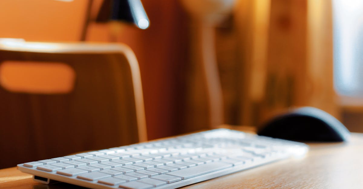 découvrez comment un design ergonomique de l'espace de travail peut améliorer votre confort, votre productivité et votre bien-être au bureau. adoptez des solutions innovantes pour un environnement de travail plus sain et agréable.