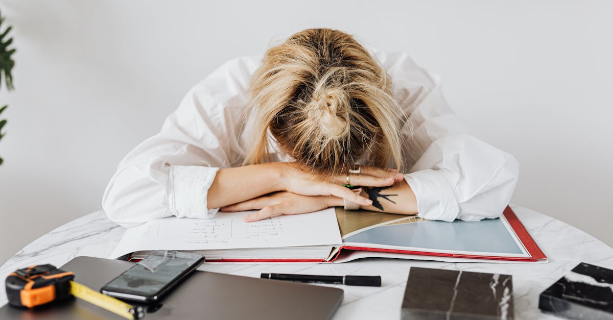 découvrez des techniques efficaces de gestion du stress pour améliorer votre bien-être mental et émotionnel. apprenez des stratégies pratiques pour réduire l'anxiété, augmenter votre résilience et cultiver une vie équilibrée.